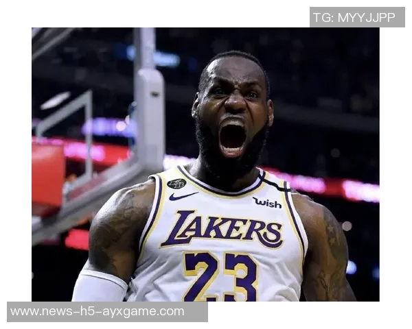 詹姆斯状态回暖引发热议预测他本赛季的精彩数据表现